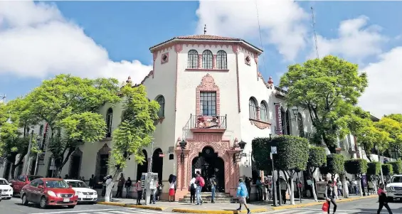  ?? AMBROCIO ?? El icónico
Hotel México cerró sus puertas durante la pandemia/juan