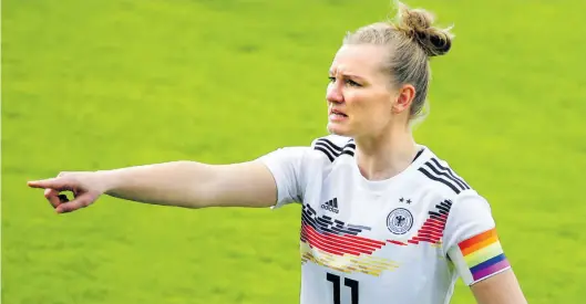  ?? Imago-BILD: Britsch ?? Die Kapitänin weist den Weg zur EM: Fußball-Nationalsp­ielerin Alexandra Popp