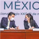  ?? Y Claudia Sheinbaum, en evento del IMSS /ROBERTO HERNÁNDEZ ?? Zoé Robledo