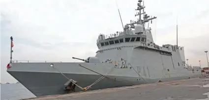  ?? DOMINGOS CADÊNCIA ?? Navio da Marinha Real de Espanha atracou ontem em Luanda para promover o reforço da cooperação com a Marinha de Guerra Angolana