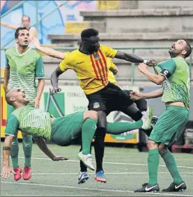  ?? FOTO: PEP MORATA ?? Kuku El jugador del Sant Andreu deshizo la igualada ante el Cerdanyola