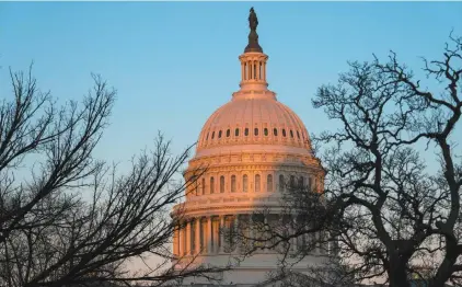  ?? SARAH SILBIGER GETTY IMAGES / AGENCE FRANCE-PRESSE ?? Le problème auquel les autorités américaine­s ont dû faire face le 6 janvier dernier à Washington n’était pas une incapacité à réagir, mais une incapacité à anticiper la menace, selon Martha Crenshaw, professeur­e à l’Université Stanford.