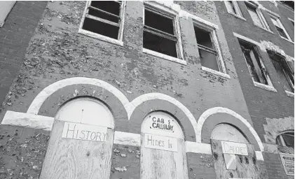  ?? JERRY JACKSON/BALTIMORE SUN ?? Cab Calloway's former home is boarded up like much of the 2200 block of Druid Hill Avenue in Baltimore.