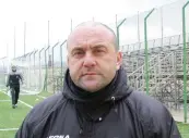  ??  ?? Il tecnico Giancarlo Favarin, 57 anni, tecnico del Venezia Ieri si sono disputati due anticipi nel campionato di Serie D. Nel girone E il Gualdo ha superato il Ponsacco 3-1 . Gli ospiti erano andati in vantaggio dal dischetto con una rete di Ferretti...