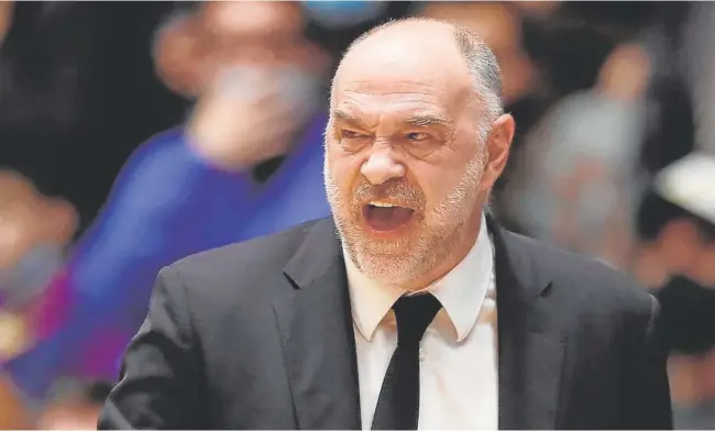  ?? // EFE ?? Pablo Laso, dando instrucion­es en un partido del Real Madrid de esta temporada