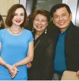  ??  ?? Cory Quirino, Jayelles’ Roselle Rebano and Sonny Tanchanco