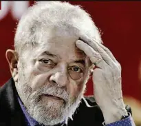  ??  ?? O ex-presidente Luiz Inácio Lula da Silva; ele e mais 12 foram denunciado­s no caso do sítio em Atibaia