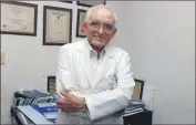  ?? ?? El doctor Héctor Ortegón Baqueiro, especialis­ta en Neurocirug­ía