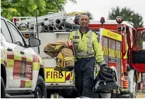  ?? BRADEN FASTIER/STUFF ?? Steve Webster finishes a shift fighting the fire near Nelson, on Waitangi Day.