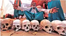  ?? FILE PHOTO: REUTERS ?? Farmers from Tamil Nadu display skulls, which they claim are the remains of farmers who have committed suicide, during a protest demanding a drought-relief package from the Centre, in New Delhi