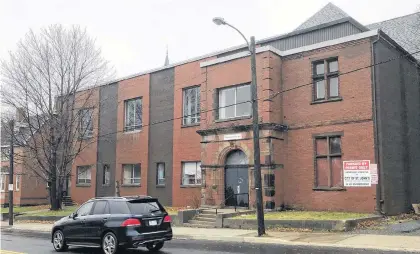  ?? JUANITA MERCER/THE TELEGRAM ?? A view of Cathedral Parish Hall from Queen’s Road.