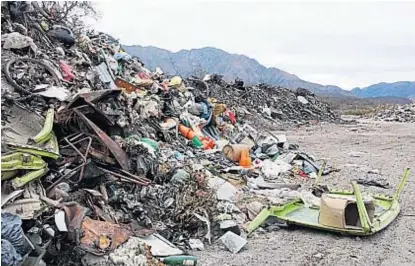  ?? (LA VOZ / ARCHIVO) ?? Cada vez más residuos. Los envases son una parte importante de los residuos que se entierran.