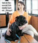  ??  ?? Talk im Riesenrad: Edtstadler kam mit „Struppi“.