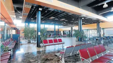  ?? ?? Instalacio­nes del aeropuerto de Huesca.