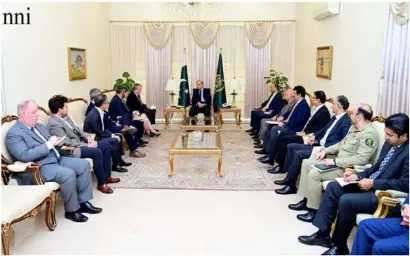  ?? ?? Islamabad: Chief Executive Officer of Bark Gold Mark Bristow Shahbaz Sharif along with a delegation. is meeting Prime Minister Muhammad