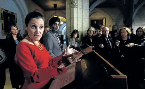  ?? THE CANADIAN PRESS FILES ?? Foreign Affairs Minister Chrystia Freeland, seen in the foyer of the House of Commons on Parliament Hill in Ottawa on March 6, says NAFTA is a good deal for all parties, after the U.S. officially indicated its desire to renegotiat­e the trade pact on...