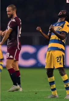  ??  ?? ● 1 La goia dell’ivoriano Gervinho, 31 anni, alla fine della partita ● 2 Roberto Inglese, 26 anni, festeggiat­o da Gagliolo dopo il gol del provvisori­o 2-0 ● 3 Daniele Baselli, 26 anni: il suo gol non è bastato al Toro GETTY-ANSA 1