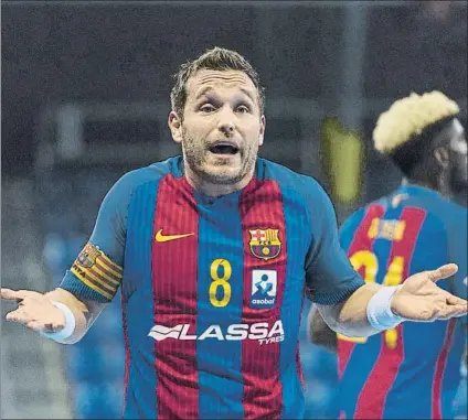  ?? FOTO: PERE PUNTÍ ?? Víctor Tomàs, de 32 años, es el capitán del Barça y una de las ‘vacas sagradas’ tanto en su club como en la selección española