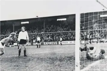  ??  ?? 0 Pearson scoring for St Johnstone against Ayr United.