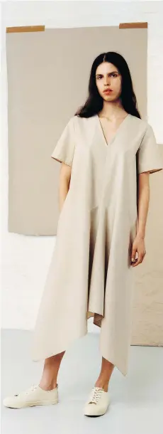  ??  ?? Neutral colours and cottons with an almost papery feeling reflect aspects of Dorothea Rockburne’s work that influenced the COS fashion brand.