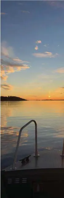  ??  ?? 6. januar i år. Denne båtturen gjorde godt for sjelen. Bildet er tatt klokka 15.45, rett før sola sank i havet.