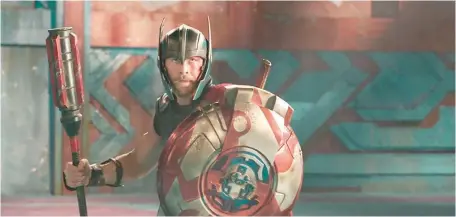  ?? © MARVEL ENTERTAINM­ENT ?? Sin su martillo a su lado y atrapado en un planeta alienígena, Thor participar­á en una competenci­a de gladiadore­s.