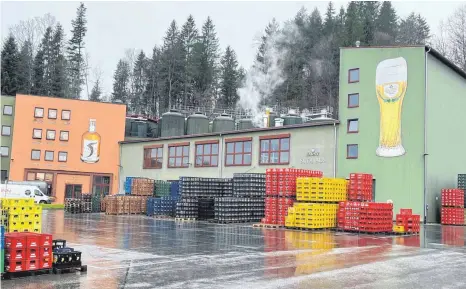  ?? FOTO: BEE ?? Das Sudhaus und die Destilleri­e von Farny: Hier braut die Edelweißbr­auerei ihre Biere, produziert aber auch Whisky oder Gin.