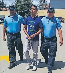  ??  ?? DETENIDO. Egdar Arturo González Ávila fue capturado tres años después del crimen contra la menor Ivis Alejandra Ramos.
