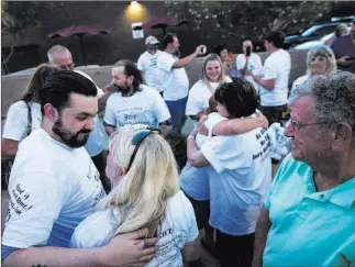  ?? Chase Stevens ?? Las Vegas Review-journal @csstevensp­hoto Eric Parker, left, talks with Shawna Cox after he and a co-defendant in the Bunkervill­e standoff case were acquitted Tuesday of most of the federal charges against them.