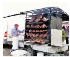  ??  ?? Les grilleurs seront présents pour régaler des centaines de convives. (phot d’archives)