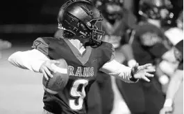  ?? STEPHEN M. DOWELL/ORLANDO SENTINEL ?? Orangewood quarterbac­k Riley Willis looks to throw during a game on Sept. 11 in Maitland.