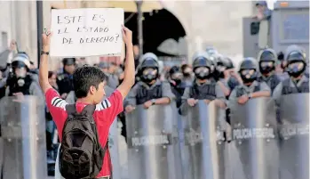  ?? /GETTY IMAGES ?? Llos partidos han demostrado con creces cómo buscan protegerse entre sí.