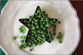  ?? PHOTO BY EMILY RYAN ?? All-star: Enjoy some new recipes starring peas.