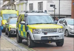  ??  ?? Police outside Faversham Wetherspoo­n’s after reports of a man with a weapon