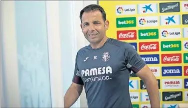  ??  ?? CALLEJA. El entrenador del Villarreal no se fía de las bajas por lesión del Real Madrid.