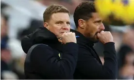  ?? Lee Smith/Action Images/Reuters ?? Eddie Howe (left) and his assistant manager Jason Tindall during Newcastle’s 3-1 defeat by Nottingham Forest on Boxing Day. Photograph: