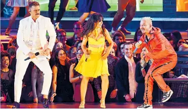  ?? AFP ?? Ricky Martin, Camila Cabello y J Balvin fueron los encargados de dar la bienvenida a la ceremonia.