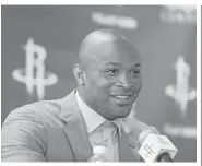  ?? Karen Warren / Houston Chronicle ?? After champing at the bit to participat­e in practices, Rockets forward P.J. Tucker finally gets his wish Sunday now that his strained hamstring has mended.