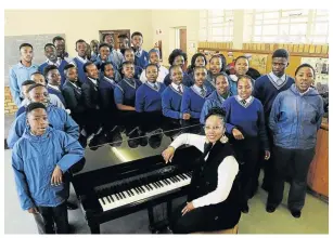  ?? /VELI NHLAPO ?? Jazz vocalist Lindiwe Maxolo and Thaba Jabula Secondary School choir who will perform at Standard Bank Joy of Jazz.