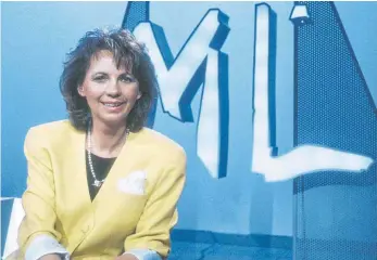  ??  ?? Maria von Welser während einer „Mona Lisa“-Folge im Jahr 1992. Die Sendungsgr­ünderin ist Ende des Frauenmaga­zins.