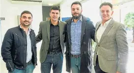  ??  ?? Ladrillos y autos. José Luis Acevedo, de Grupo Canter; Felipe Seia, de GNI; Lucas Barrera, de Maipú, y Pablo Marzari, de La Voz.