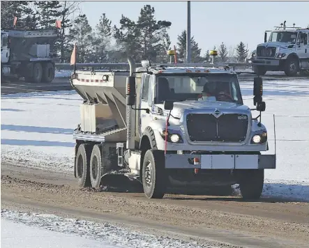  ?? ED KAISER ?? So far in 2017, contractor­s have reported 23 collisions with snowplows.