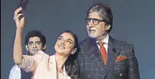  ?? HINDUSTAN TIMES ?? Amitabh Bachchan and Aditi Rao Hydari at the launch of Oneplus 6 in Mumbai on Thursday
