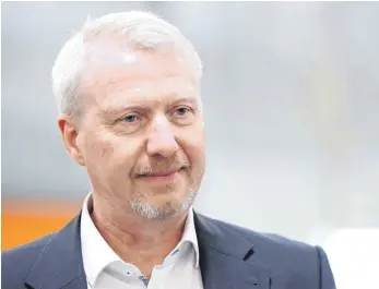  ?? FOTO: SEBASTIAN KORINTH ?? Andreas Sandmann war ein halbes Jahr Chef des Pfullendor­fer Küchenbaue­rs Neue Alno GmbH. Nun hat er das Unternehme­n verlassen.