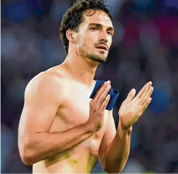  ?? Foto: Witters ?? Mats Hummels befindet sich in einem „ganz normalen mentalen und physischen Zustand“. Behauptet er jedenfalls über sich und die restlichen Spieler des FC Bayern. Somit scheint ein Erfolg gegen Nordirland zumindest möglich.