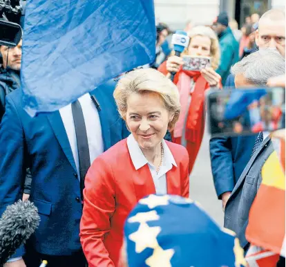  ??  ?? In einer Rede an der London School of Economics warnte EU-Kommission­spräsident­in Ursula von der Leyen davor, aus Zeitnot bei den künftigen Verträgen zu viele Kompromiss­e einzugehen.