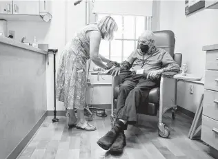  ?? New York Times file photo ?? Henry Magendantz, a participan­t in the clinical trial for Alzheimer’s drug Aduhelm, finishes receiving an infusion of the drug in May at Butler Hospital in Providence, R.I.