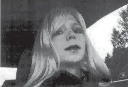  ??  ?? Chelsea Manning está com 29 anos e fez mudança de sexo já na prisão