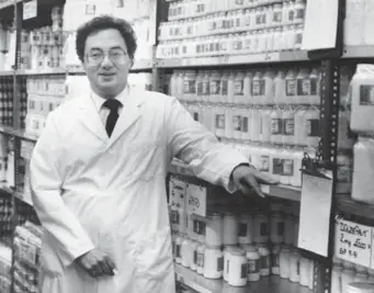  ?? REG INNELL/TORONTO STAR FILE PHOTO ?? Apotex founder Barry Sherman, shown in 1987, is seeking to have his cousins’ lawsuit tossed at a July hearing.