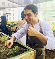  ??  ?? Chef Borja Sanchez, Gallery by Chele R&D director, gives the Philippine herb
pansit-pansitan a thumbs-up.